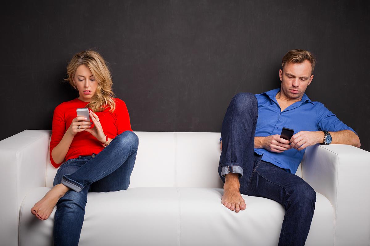 Statistics-and-Research-on-Social-Media-and-Relationships.jpg