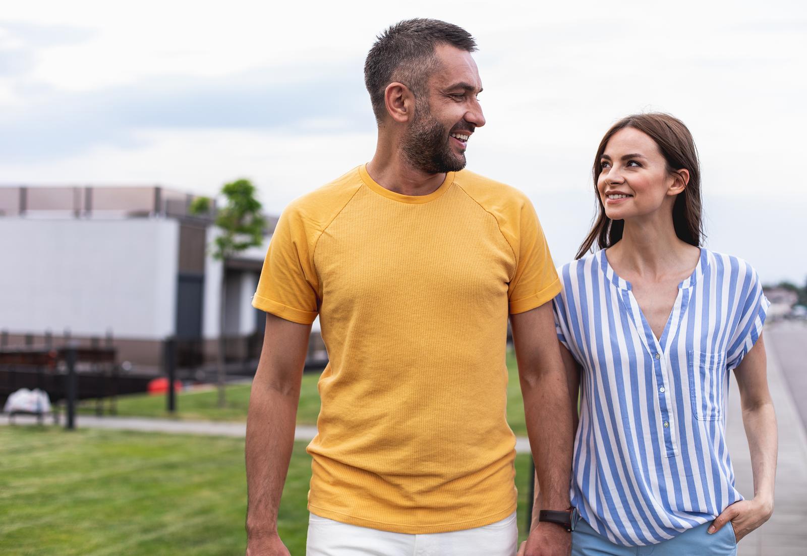 How-to-get-better-at-using-compliments-for-men-to-improve-your-relationship.jpg