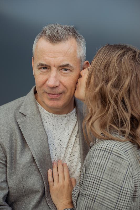 Tips-for-dating-someone-older-than-you.jpg