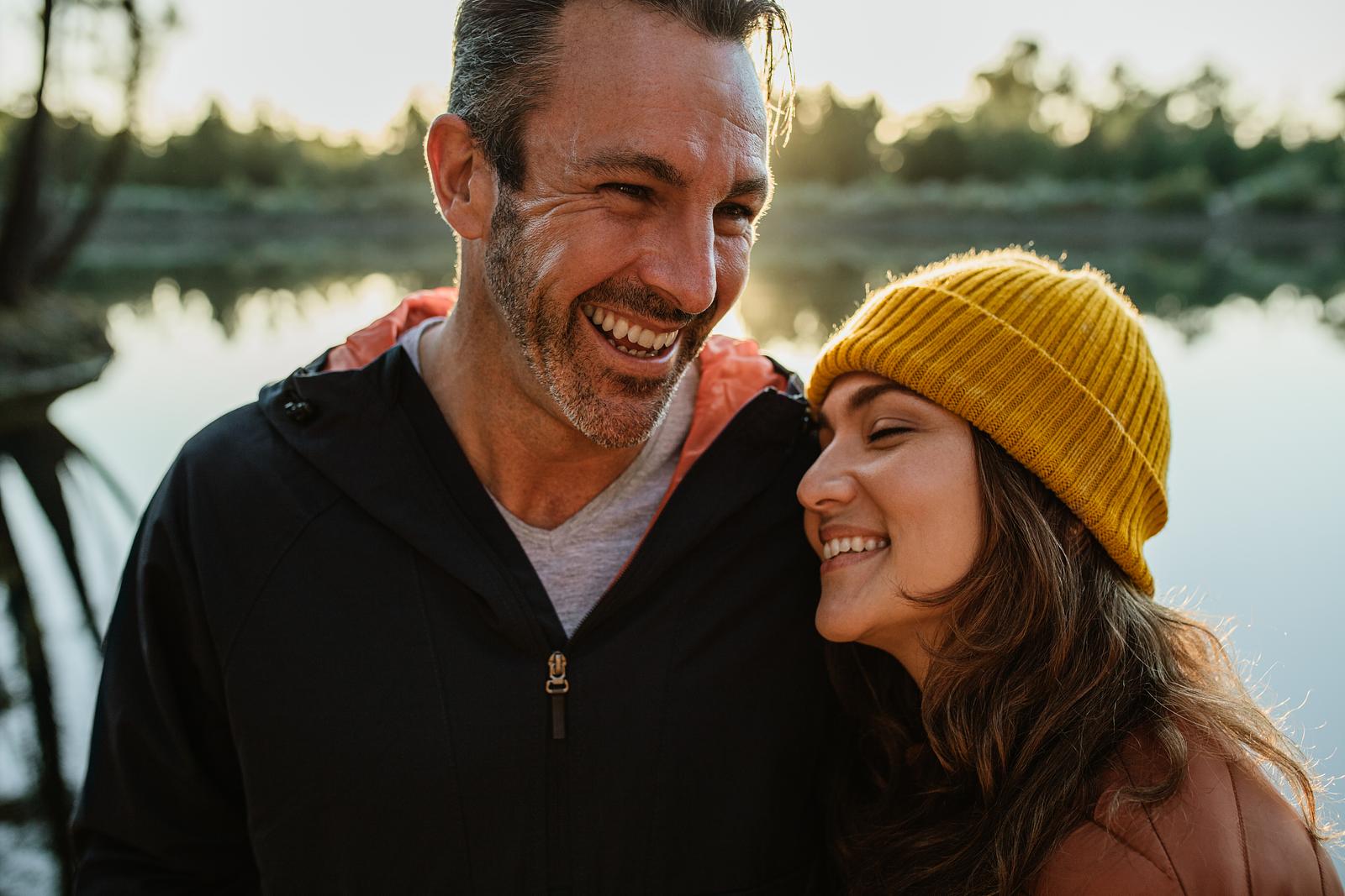 Flirting-with-humor.jpg