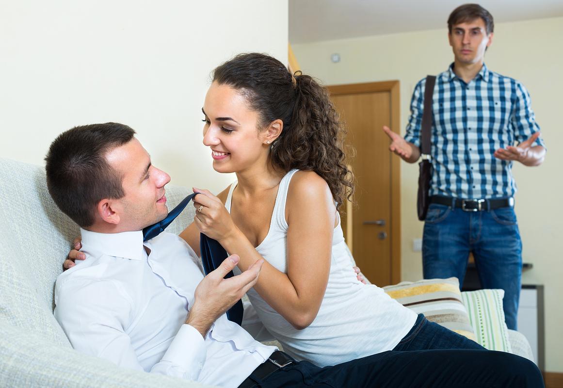 Common-Challenges-in-Ethical-Non-Monogamy.jpg