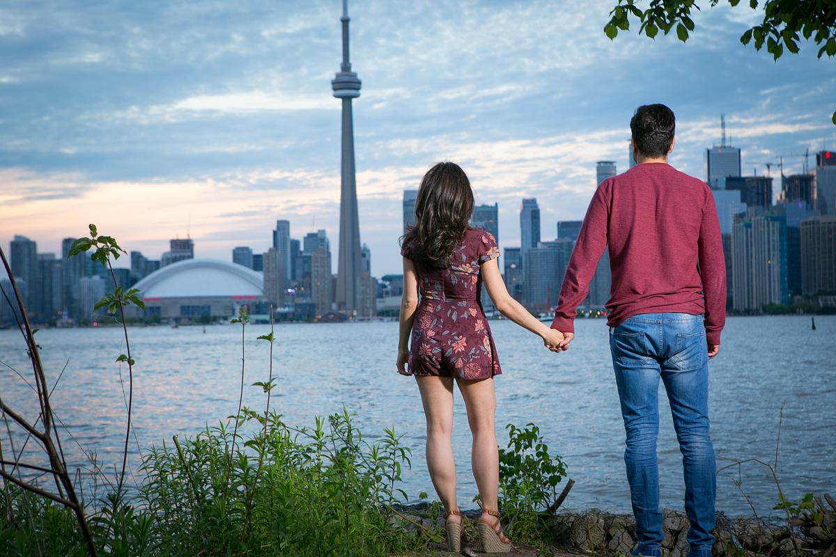 sugar-daddy-dating-Toronto-Canada.jpg