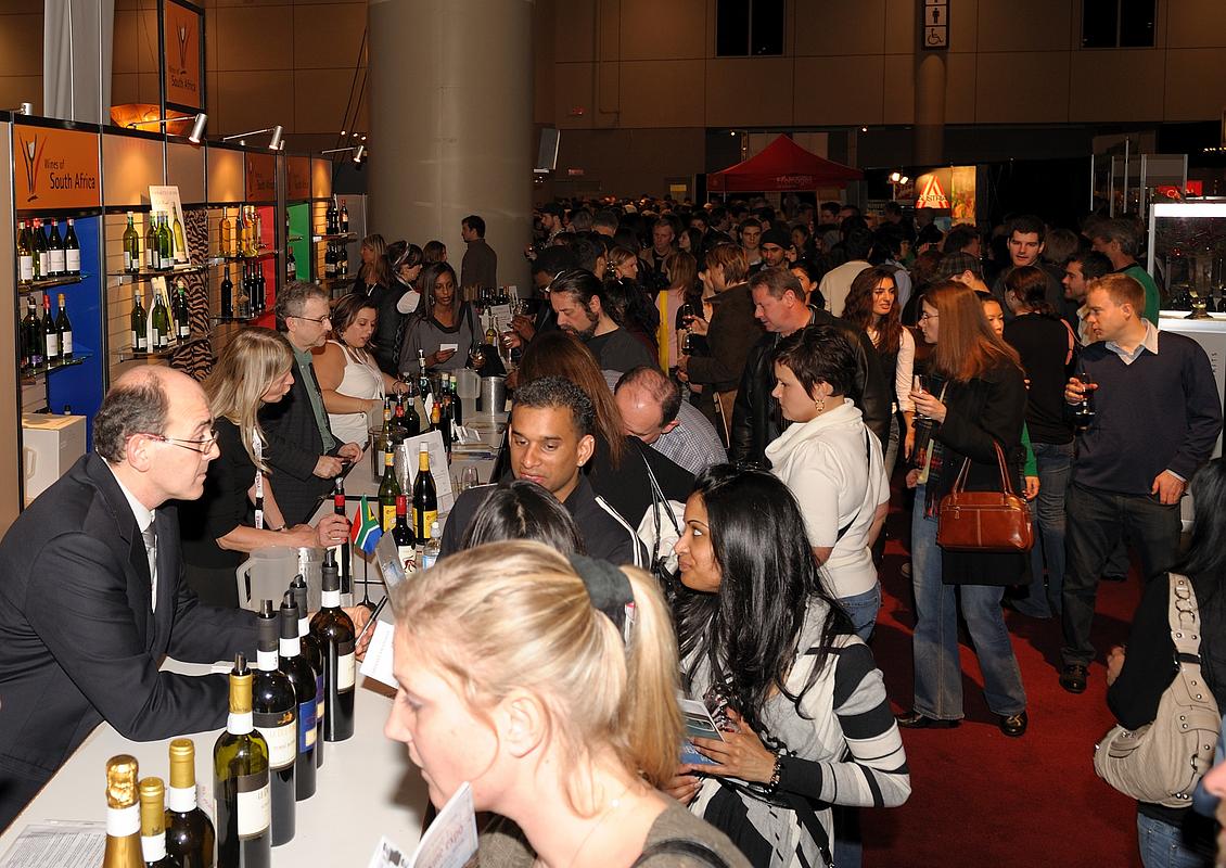 meet-rich-men-Toronto-exclusive-events.jpg